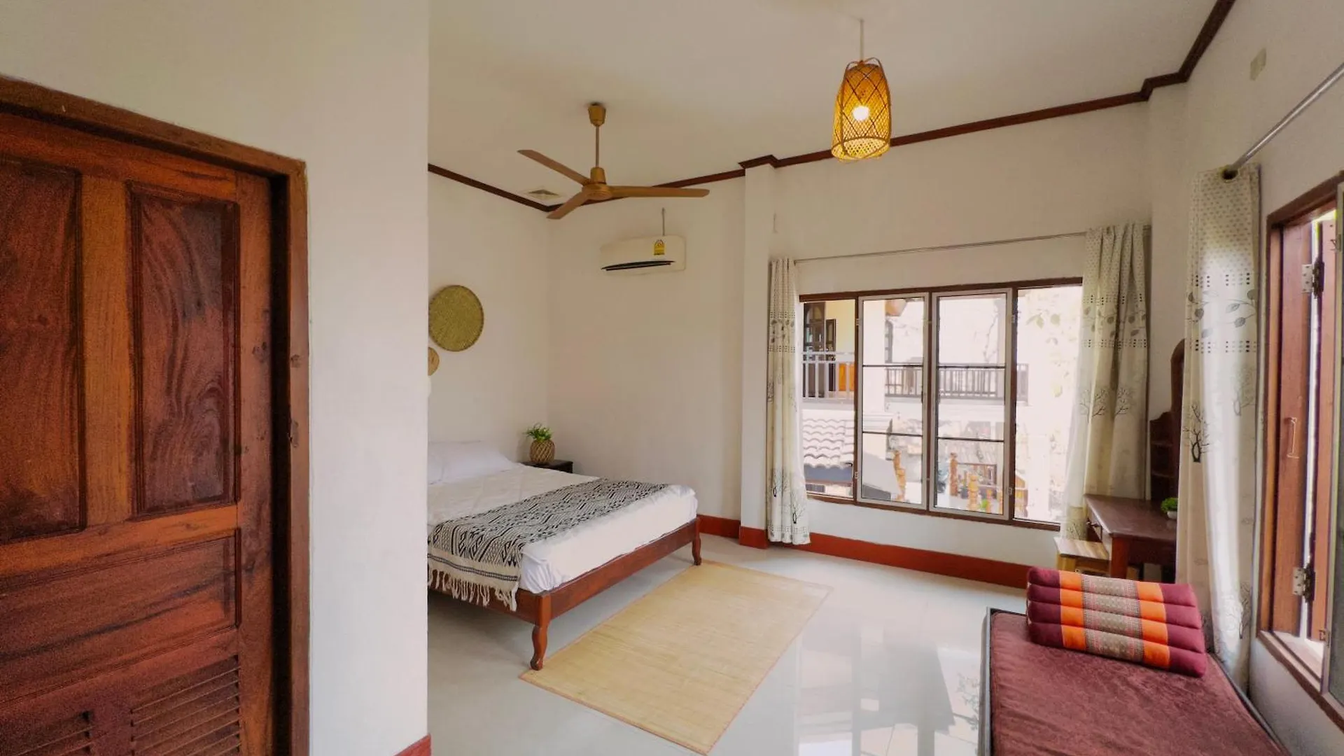 Bansuan Homes Luang Prabang 0*,  Laos